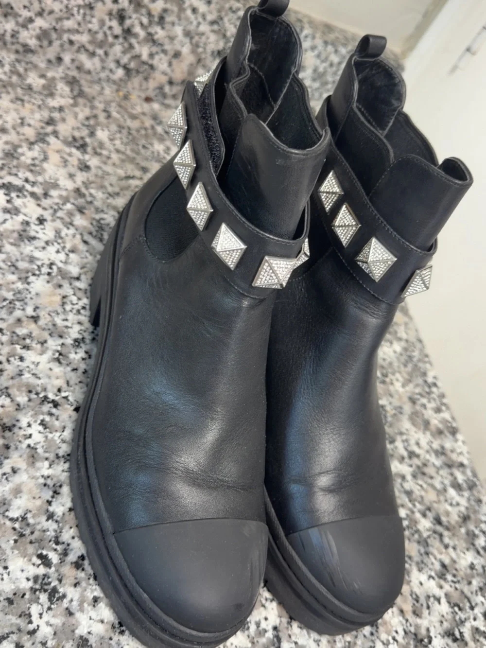 MICHAEL Michael Kors Glenn Studded Leather Lug Sole Ankle Boots Black Size 7M